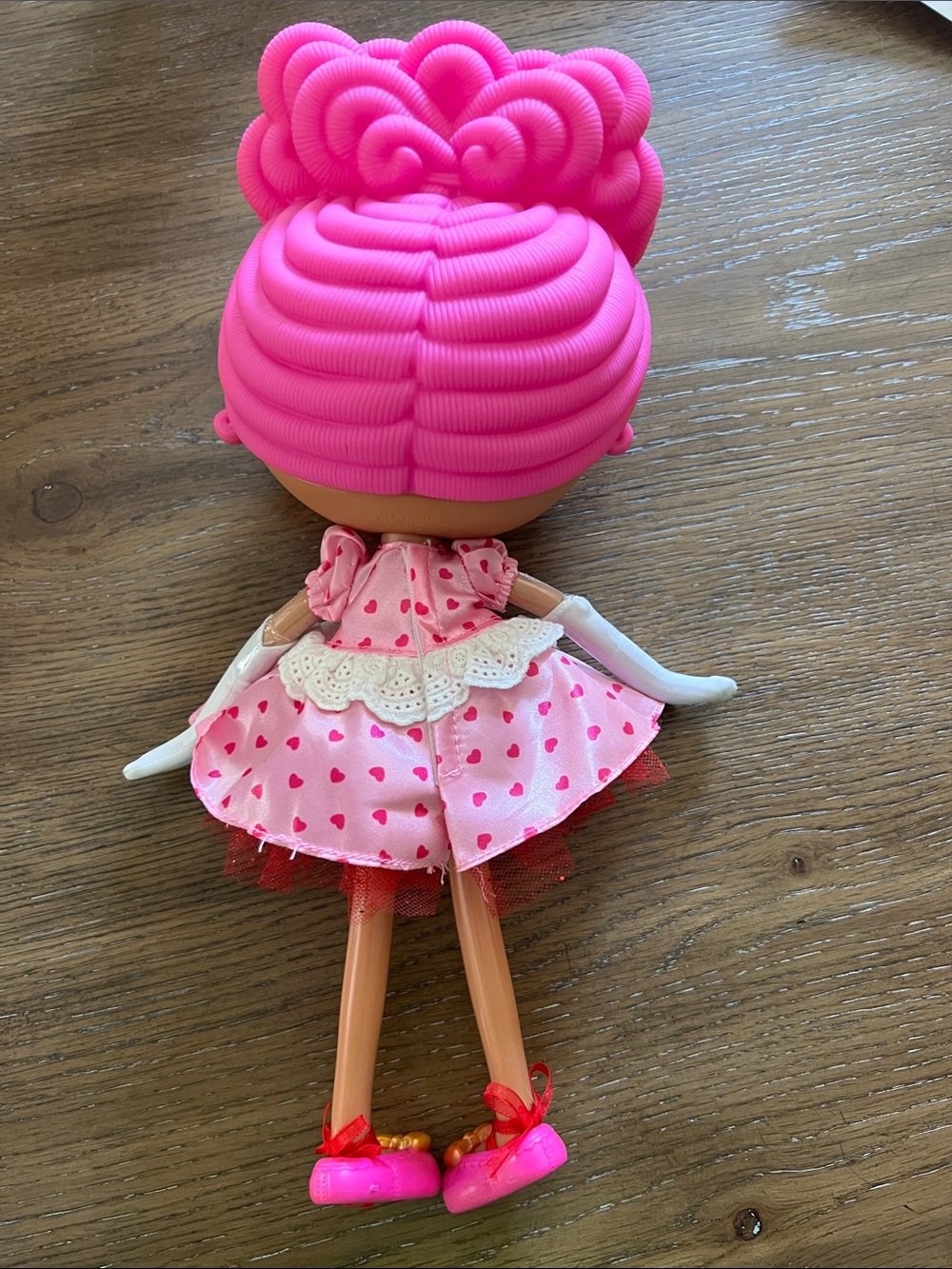 Queenie Red Heart From The Lalaloopsy Sew Royal Princess Party Set - Picture 5 of 12